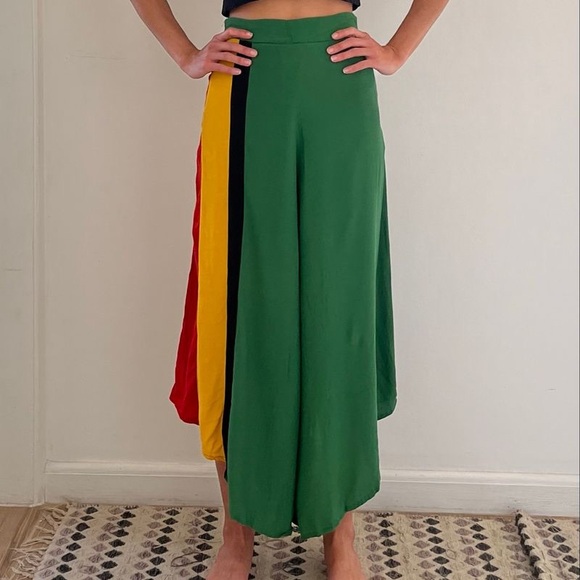 Farm Rio Boho Reggae Festival Striped Green Pink Asymmetrical Cropped Pants G/L - Picture 8 of 13